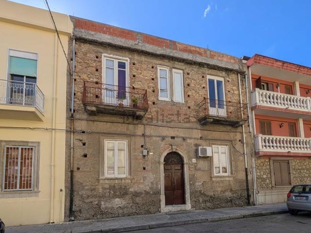 Appartamento in vendita di 104 m² in Via Regina Margherita, 60