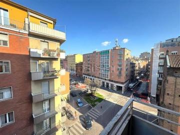 Appartamento in vendita di 104 m² in Via Riva di Reno