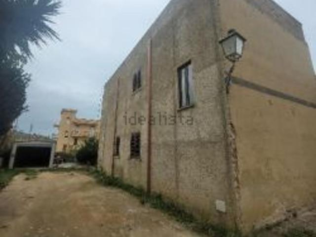 Appartamento in vendita di 104 m² in Via Torrazza