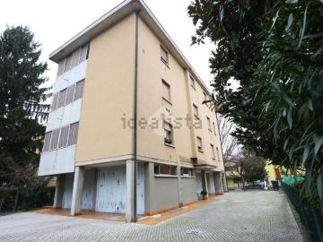 Appartamento in vendita di 104 m² in Via Turati, 4