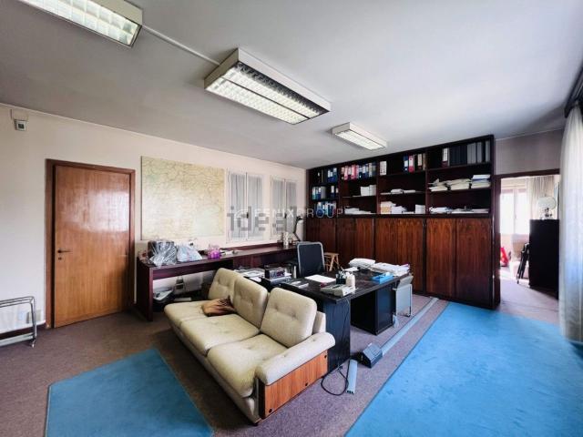 Appartamento in vendita di 104 m² in Via Valdagno, 11