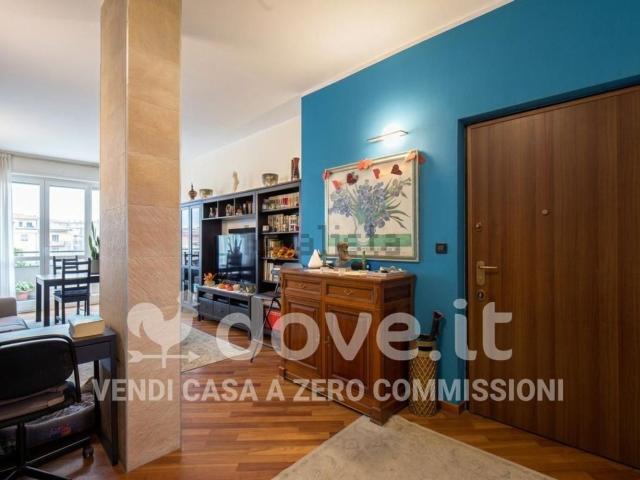 Appartamento in vendita di 104 m² in Viale Carrù, 2