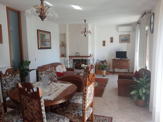 Appartamento in vendita di 104 m² in Piazza G. Marconi