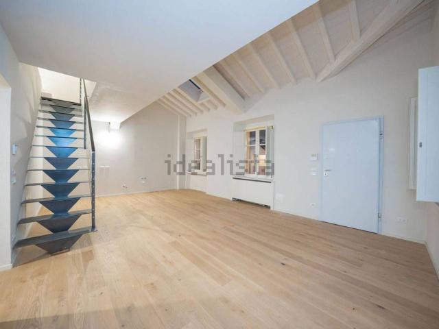 Appartamento in vendita di 104 m² in Piazza Ghiaia, 21