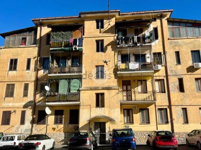 Appartamento in vendita di 104 m² in Piazza Luigi Cribari, 12