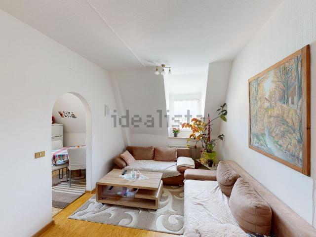 Appartamento in vendita di 105 m² in Via 4 Novembre