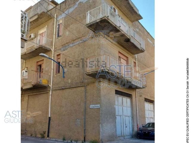 Appartamento in vendita di 105 m² in Via Colaianni Napoleone, 6