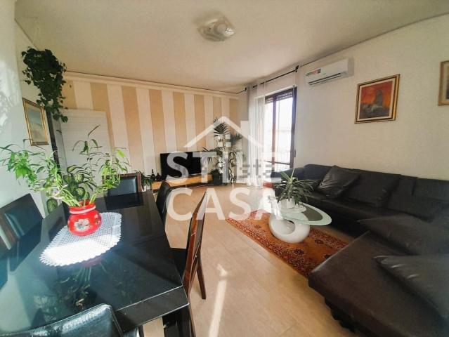Appartamento in vendita di 105 m² in Via Tevere