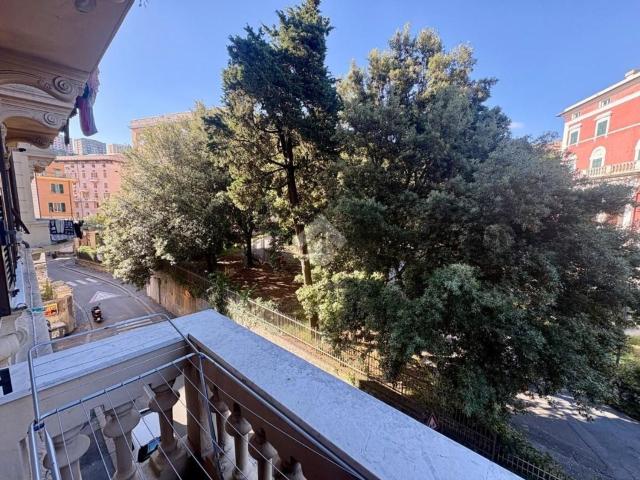 Appartamento in vendita di 105 m² in Via Cornigliano, 19