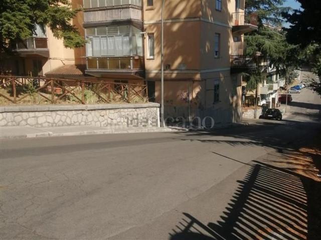 Appartamento in vendita di 105 m² in Via Calabria