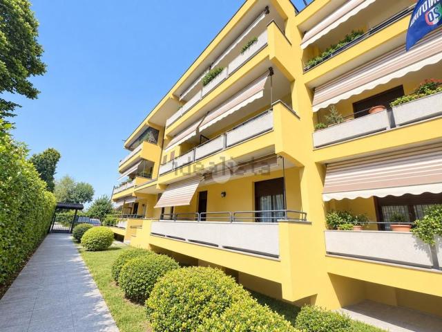 Appartamento in vendita di 105 m² in Via Campo dei Fiori, 11