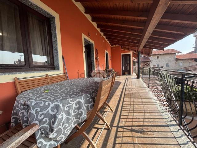 Appartamento in vendita di 105 m² in Via Campo Militare, 20