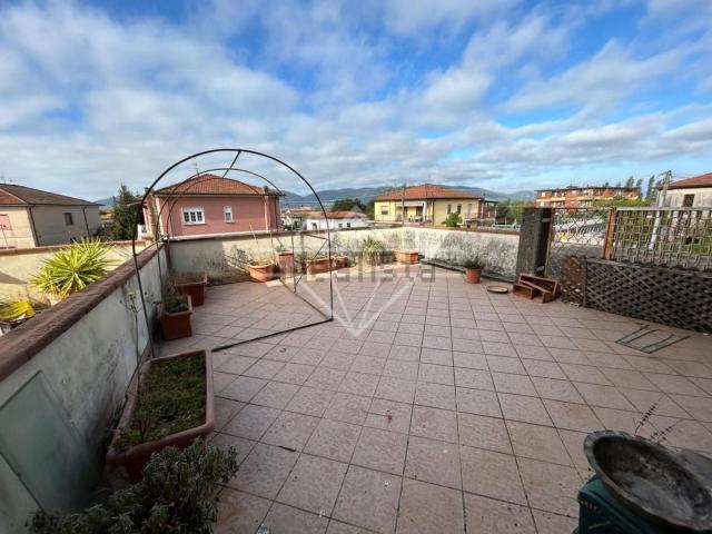 Appartamento in vendita di 105 m² in Via Canaletto, 59