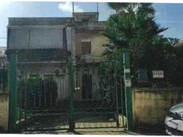 Appartamento in vendita di 105 m² in Via Carlentini