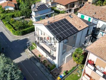 Appartamento in vendita di 105 m² in Via Carnaro