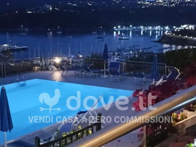 Appartamento in vendita di 105 m² in Via Casina