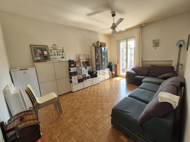 Appartamento in vendita di 105 m² in Via Cerchia di Sant&apos Egidio, 2790