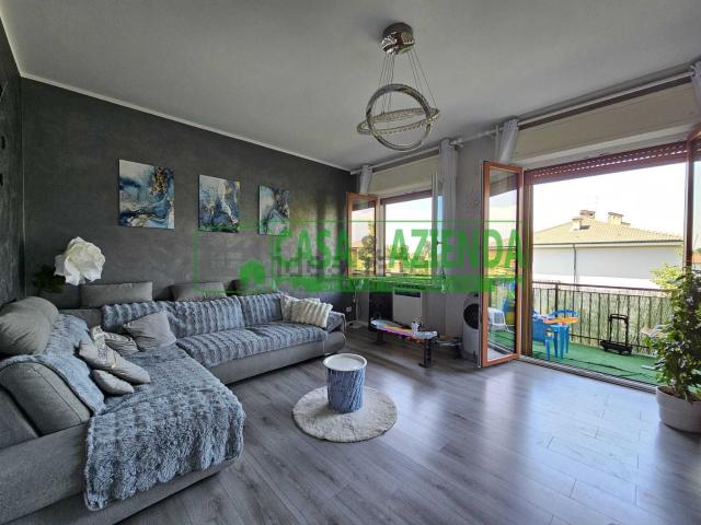 Appartamento in vendita di 105 m² in Via Cesare Battisti, 11