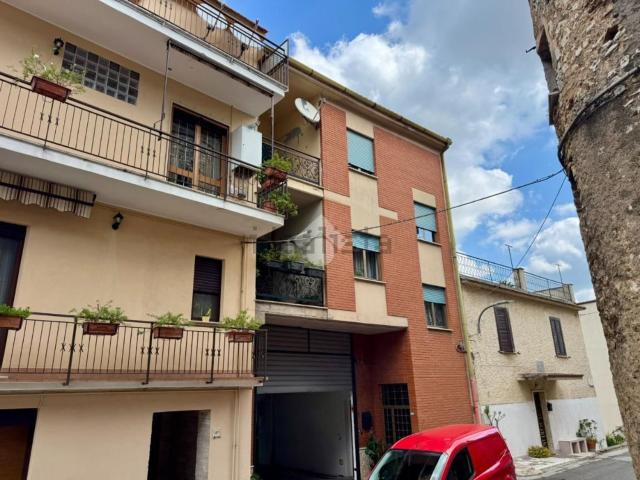Appartamento in vendita di 105 m² in Via Cristoforo Colombo, 95