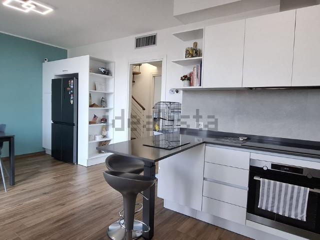 Appartamento in vendita di 105 m² in Via Ambrogio Blini, 10