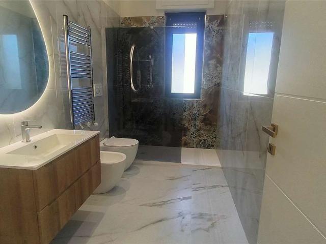 Appartamento in vendita di 105 m² in Via Abbondanza, 22