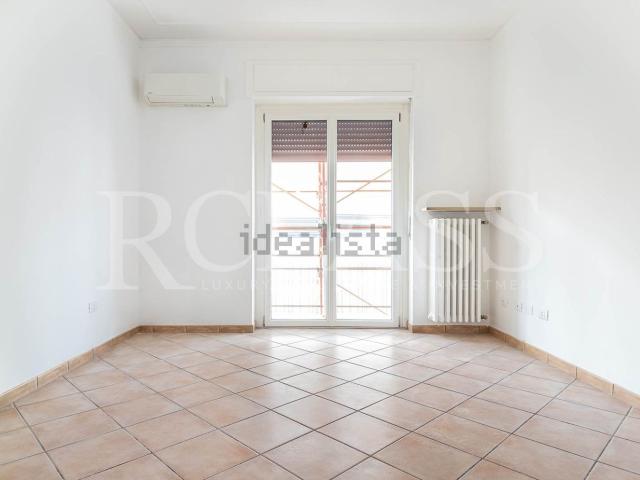 Appartamento in vendita di 105 m² in Via Achille Grandi, 145