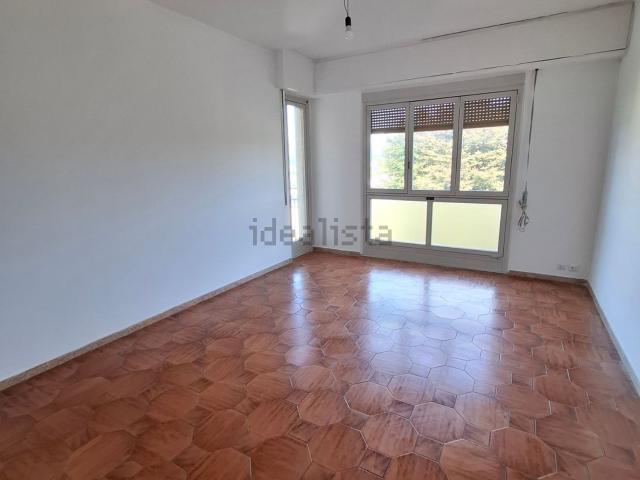 Appartamento in vendita di 105 m² in Via Adua