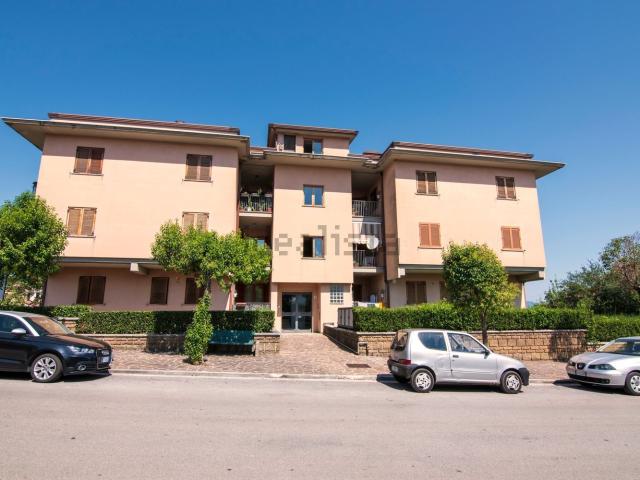 Appartamento in vendita di 105 m² in Via Aiello Cesinali, 17
