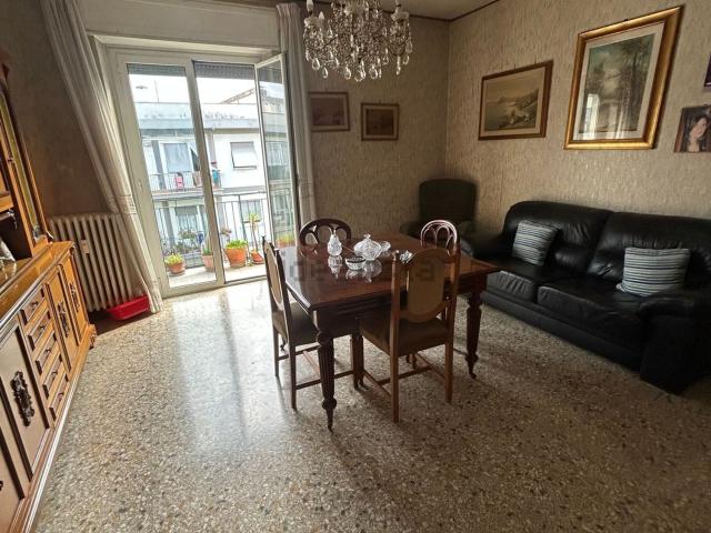 Appartamento in vendita di 105 m² in Via Alatri