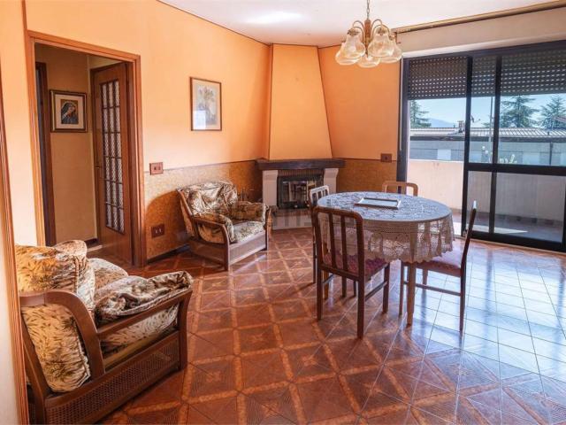 Appartamento in vendita di 105 m² in Via Aldo Moro, 21