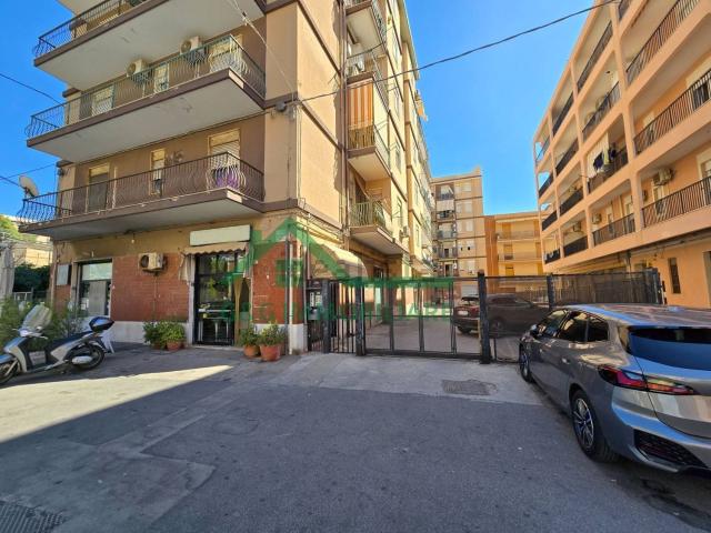 Appartamento in vendita di 105 m² in Via Alessandro Specchi