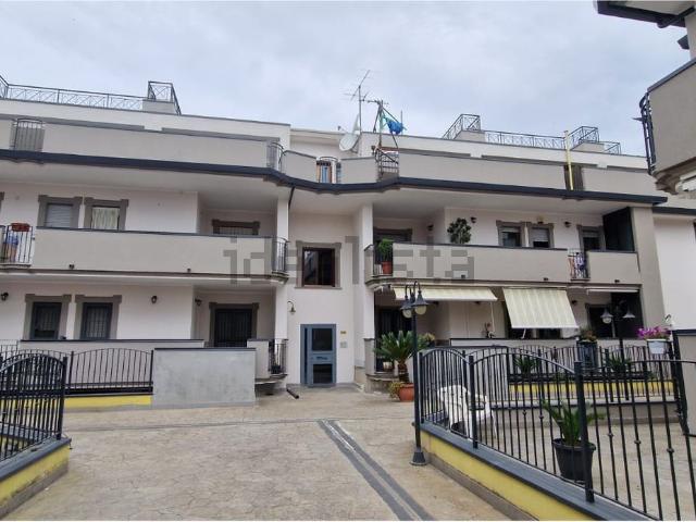 Appartamento in vendita di 105 m² in Via Appia, 47