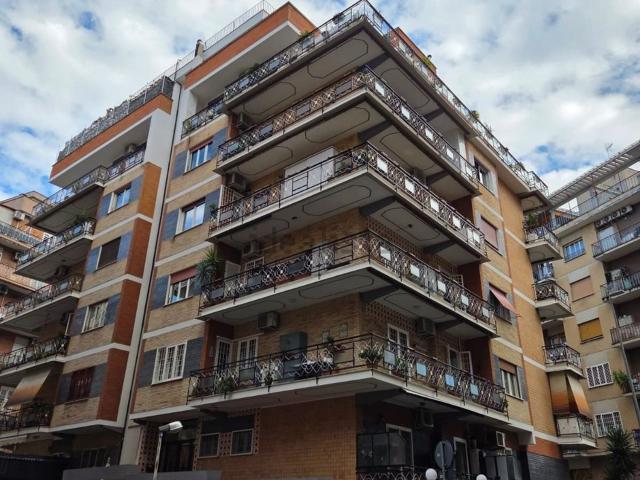 Appartamento in vendita di 105 m² in Via Argentina Altobelli, 40