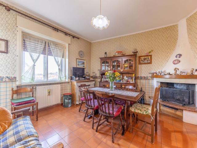 Appartamento in vendita di 105 m² in Via Boito