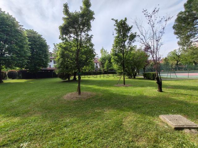 Appartamento in vendita di 105 m² in Via G. di Vittorio, 5