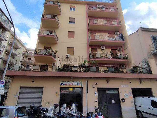 Appartamento in vendita di 105 m² in Via G. Evangelista di Blasi, 44