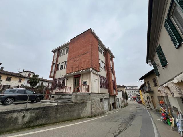 Appartamento in vendita di 105 m² in Via Garibaldi, 68