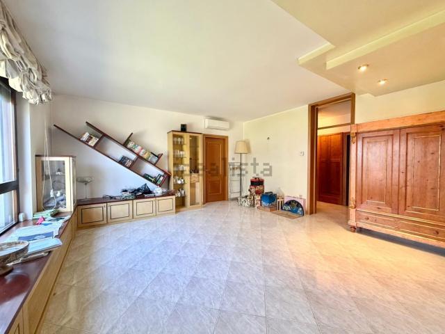 Appartamento in vendita di 105 m² in Via Giuseppe Garibaldi, 52