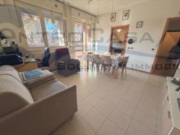 Appartamento in vendita di 105 m² in Via Giuseppe Dossetti