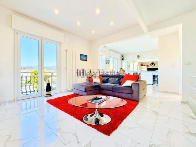 Appartamento in vendita di 105 m² in Via Giuseppe Zanardelli, 55049