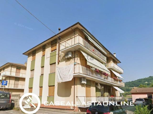 Appartamento in vendita di 105 m² in Via Giacomo Leopardi