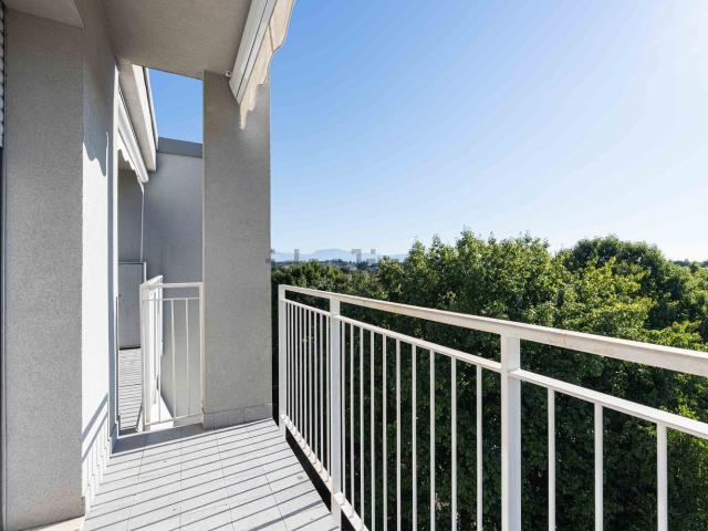 Appartamento in vendita di 105 m² in Via Giacomo Matteotti, 5