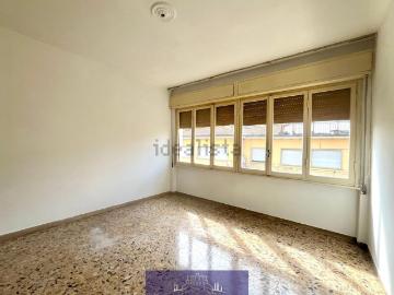 Appartamento in vendita di 105 m² in Via Giacomo Matteotti