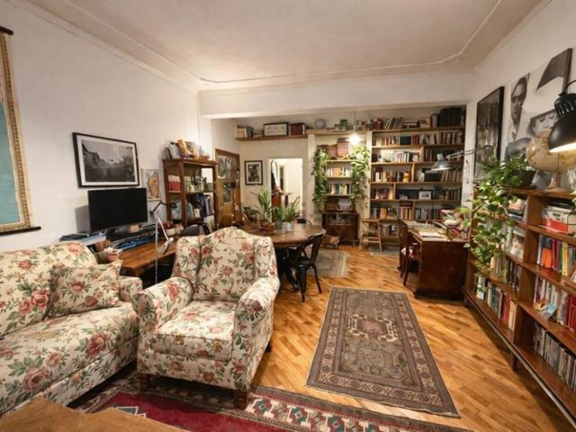 Appartamento in vendita di 105 m² in Via Giovanni Pascoli
