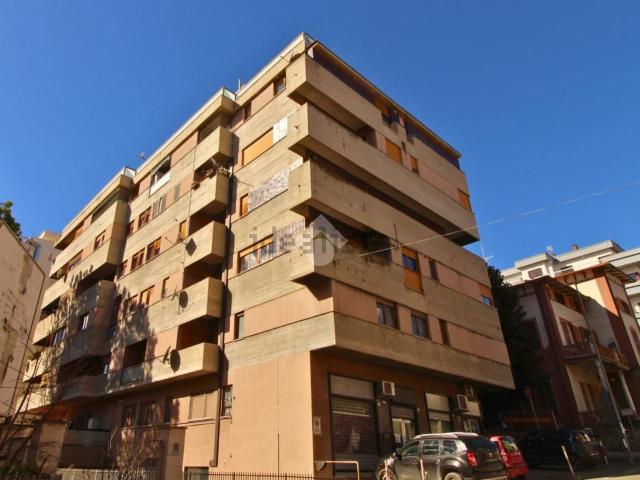Appartamento in vendita di 105 m² in Via Giovanni Rossi, 22