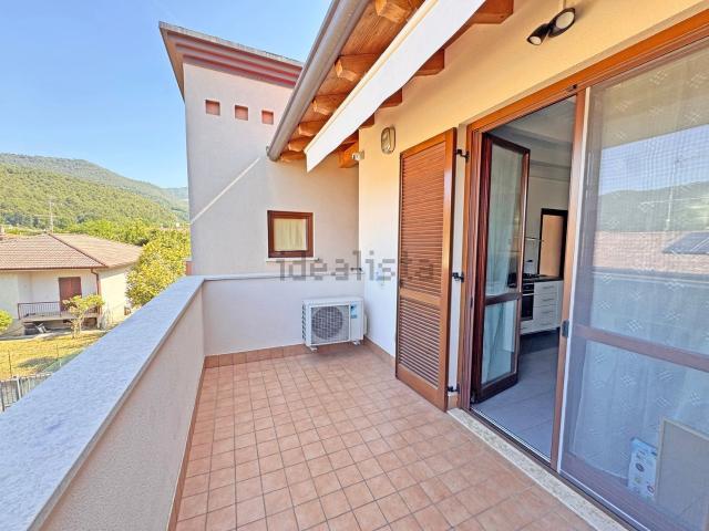 Appartamento in vendita di 105 m² in Via D. Alighieri, 3