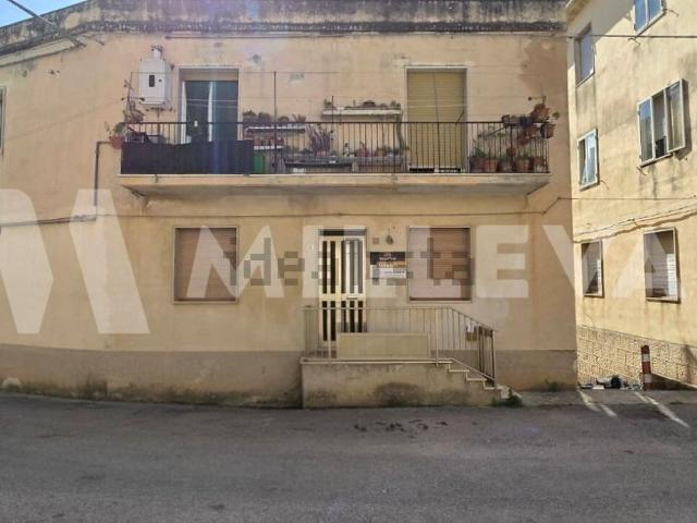 Appartamento in vendita di 105 m² in Via Damiano Chiesa