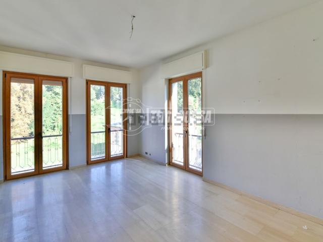 Appartamento in vendita di 105 m² in Via Dante