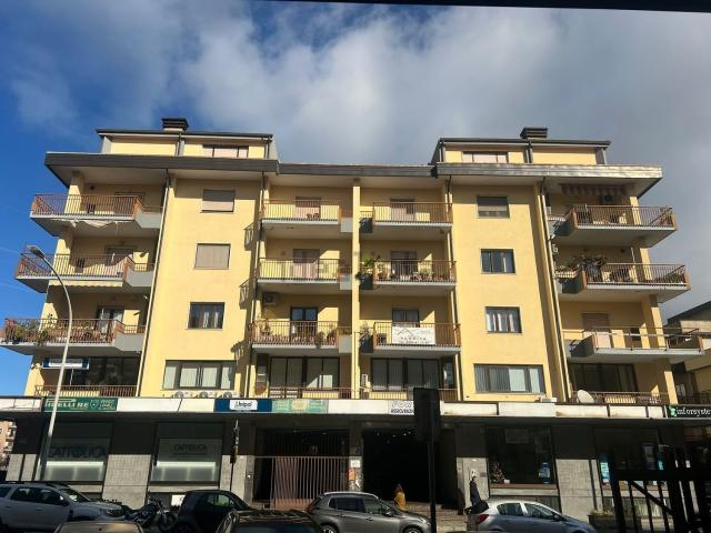 Appartamento in vendita di 105 m² in Via Dante Alighieri, 44