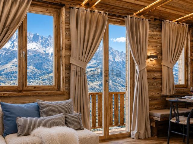 Appartamento in vendita di 105 m² in Via del Castello